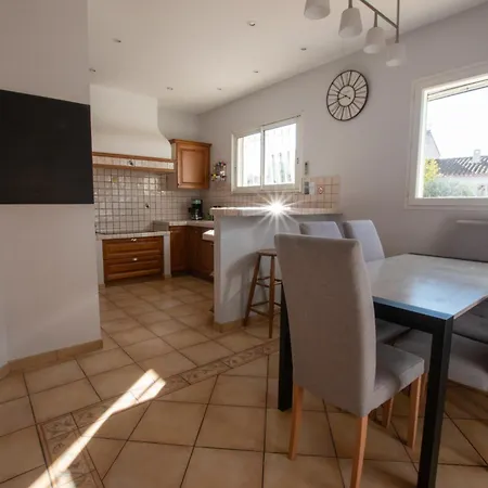 Birds Villa, Piscine Chauffee, Clim, Garage, Wifi Villa *